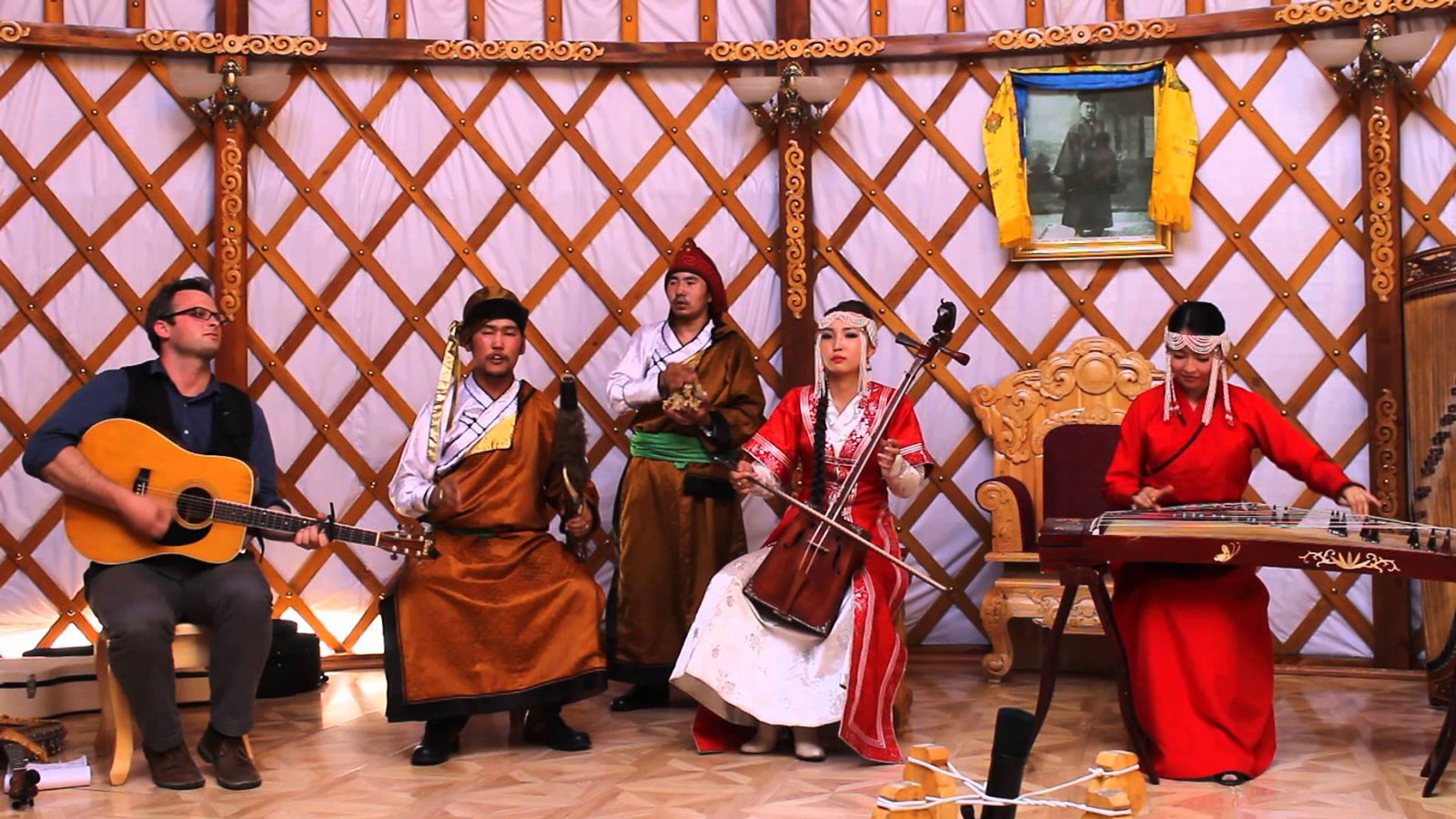 Группа республика алтай. Музыка Монголии. The Altai Band from Mongolia. Монгольские песни. Монгольская песня.
